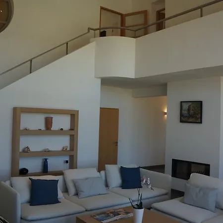 Villa White *