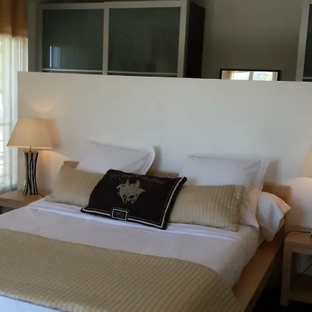 Villa White *