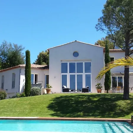Villa White *
